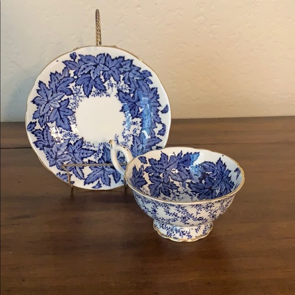 Vintage Coalport tea cup and saucer - Picture 3 of 11